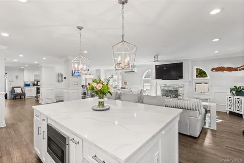 $1,150,000 | 47 Village Line Road, Babylon, NY 11702