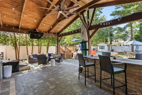 $1,150,000 | 47 Village Line Road, Babylon, NY 11702