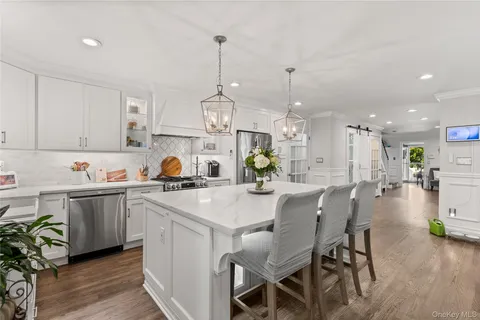 $1,150,000 | 47 Village Line Road, Babylon, NY 11702