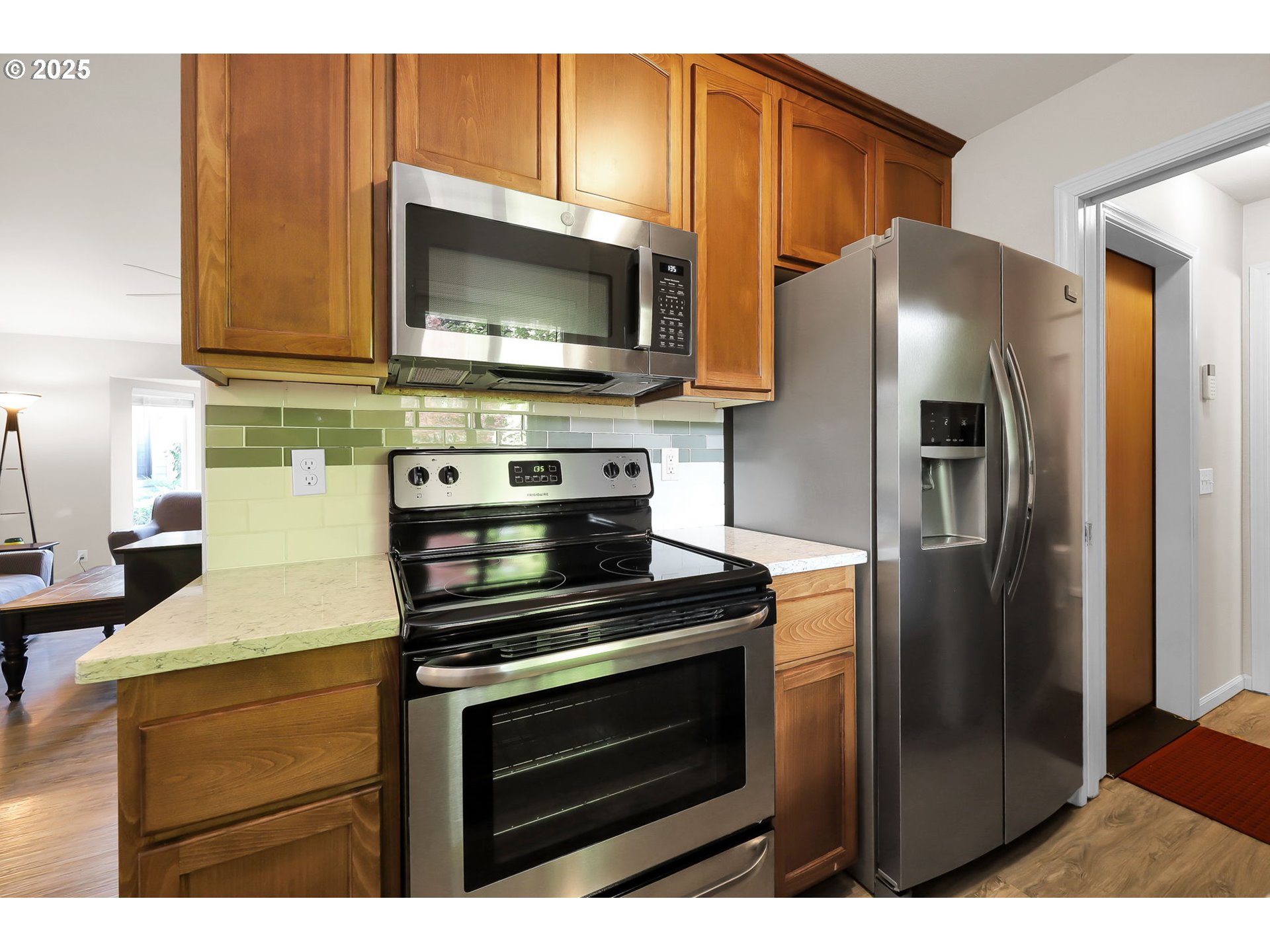 759 River Road Eugene, OR 97404 - Photo 13 of 30 Gallery Image 13
