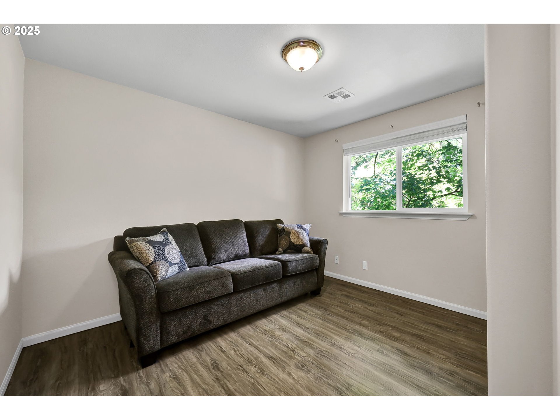 759 River Road Eugene, OR 97404 - Photo 21 of 30 Gallery Image 21
