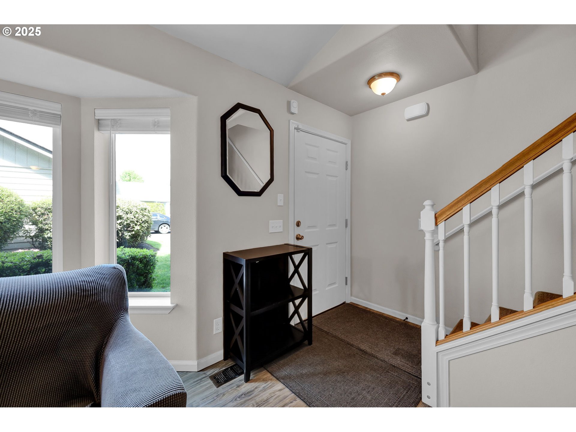 759 River Road Eugene, OR 97404 - Photo 3 of 30 Gallery Image 3
