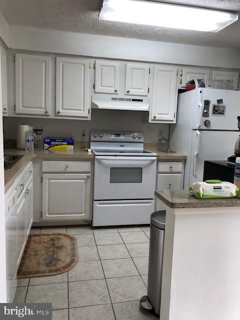 8044 Grandview Court Springfield, VA 22153 - Photo 3 of 13 Gallery Image 3