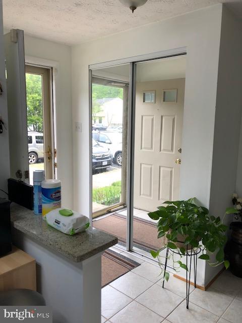8044 Grandview Court Springfield, VA 22153 - Photo 4 of 13 Gallery Image 4