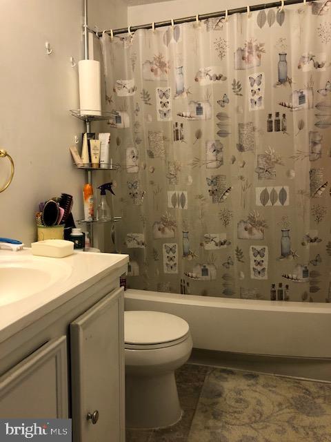 8044 Grandview Court Springfield, VA 22153 - Photo 7 of 13 Gallery Image 7