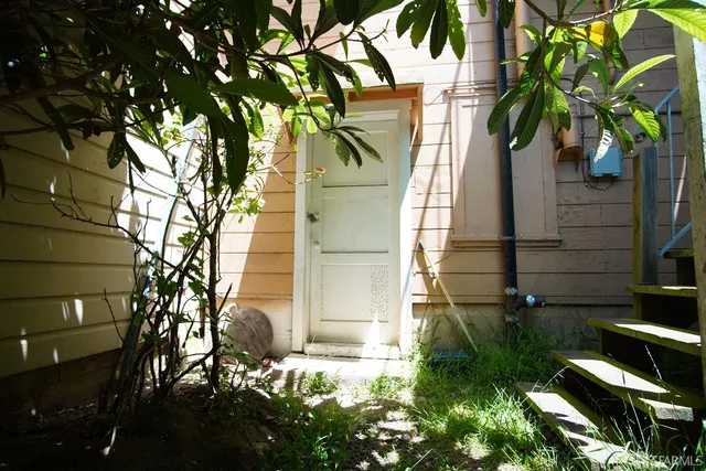 $988,000 | 6582 Mission Street, Daly City, CA 94014