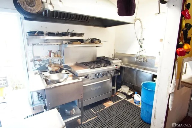 $988,000 | 6582 Mission Street, Daly City, CA 94014