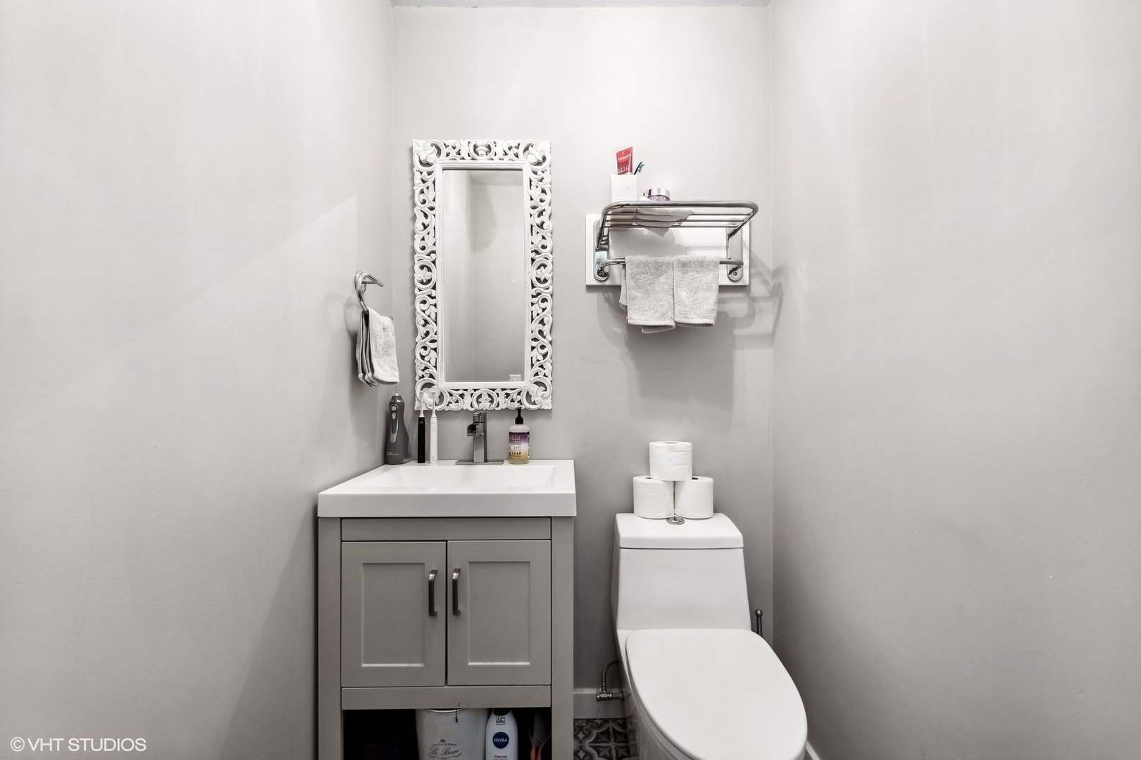 150 Caroline Avenue Elmhurst, IL 60126 - Photo 12 of 25