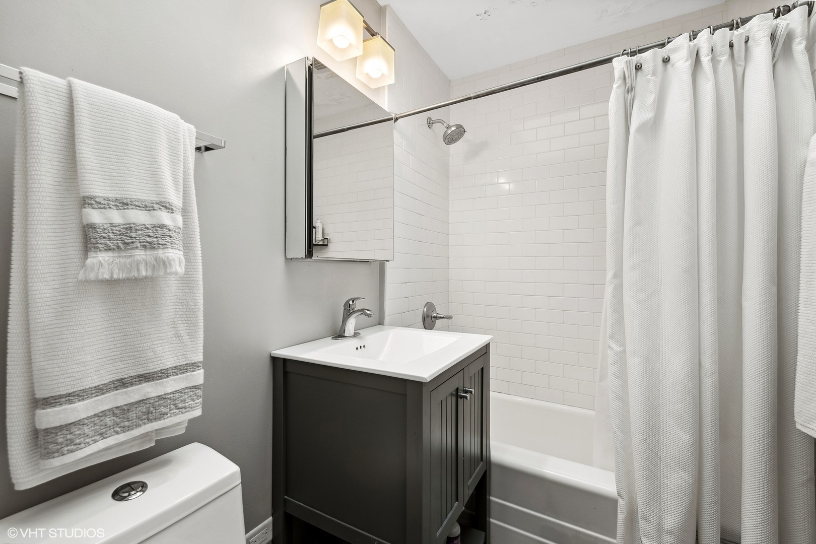 150 Caroline Avenue Elmhurst, IL 60126 - Photo 15 of 25