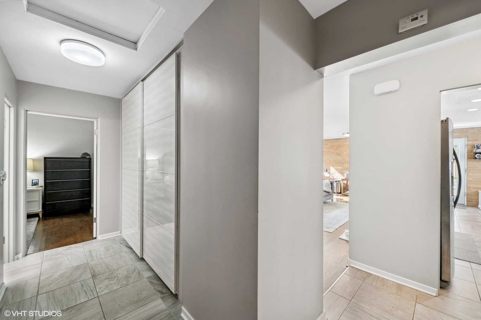 150 Caroline Avenue Elmhurst, IL 60126 - Photo 10 of 25