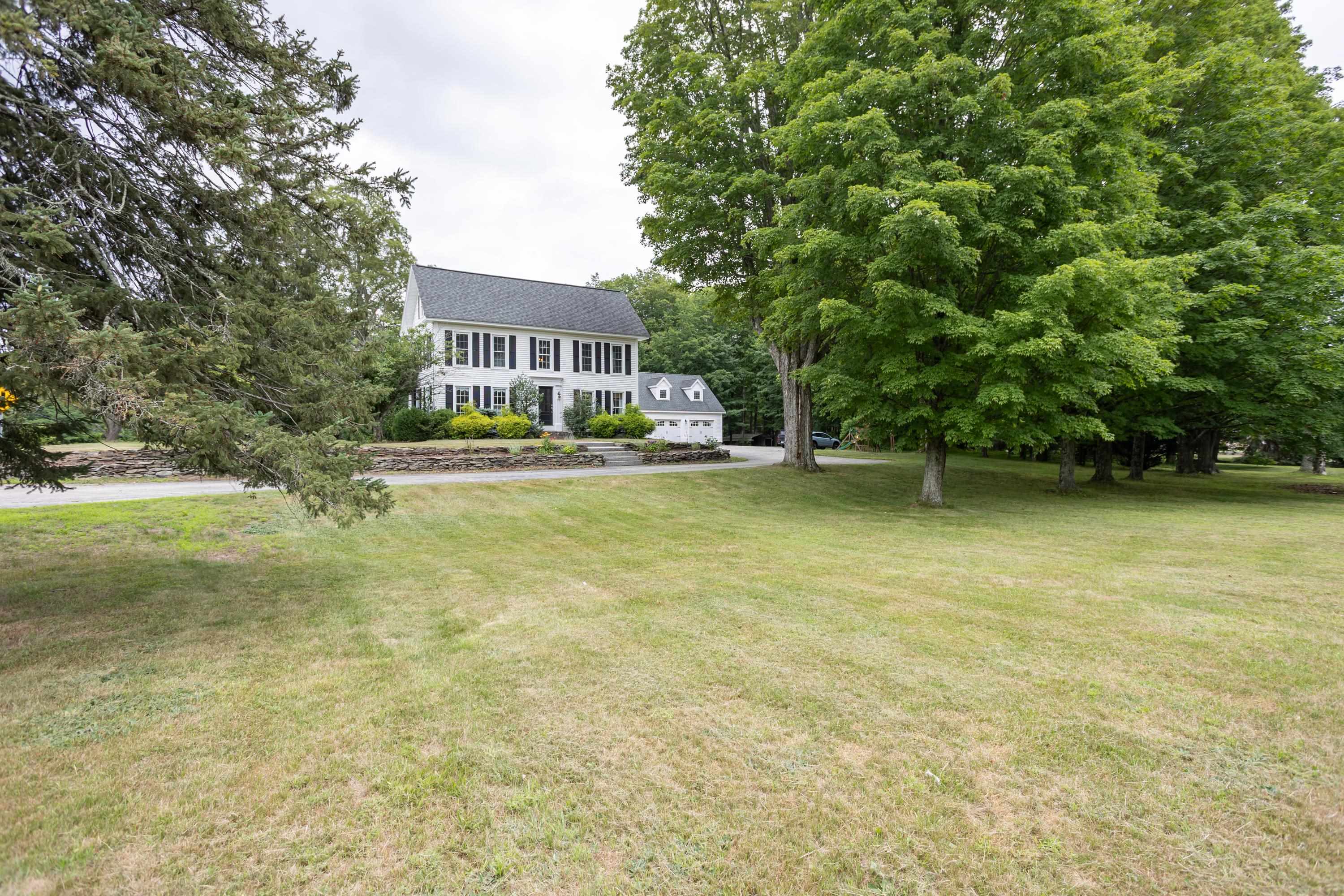 77 Broad Street Hollis, NH 03049 - Photo 3 of 47