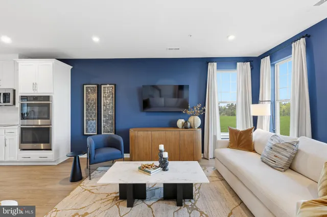 $629,990 | 17812 Southern Shrs Drive, Dumfries, VA 22026