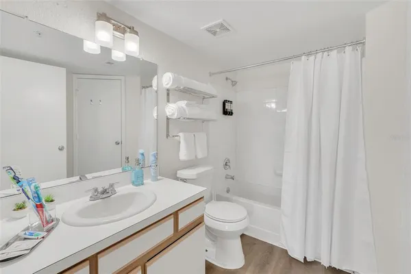 $1,590 | 4105 Tropical Isle Boulevard, Unit 238, Kissimmee, FL 34741