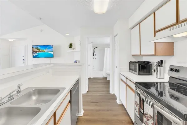 $1,590 | 4105 Tropical Isle Boulevard, Unit 238, Kissimmee, FL 34741