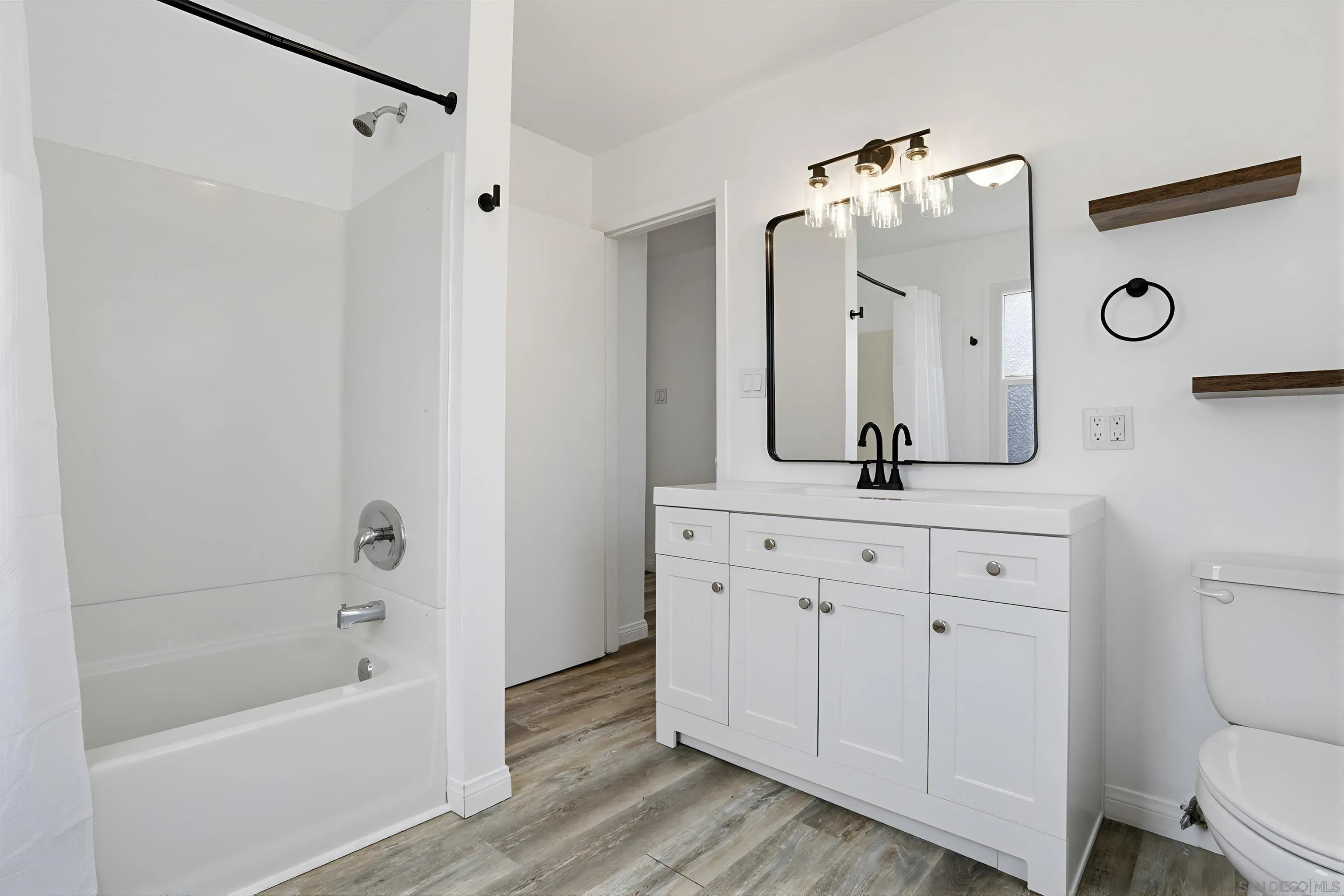 537 De Luz Road Fallbrook, CA 92028 - Photo 7 of 11