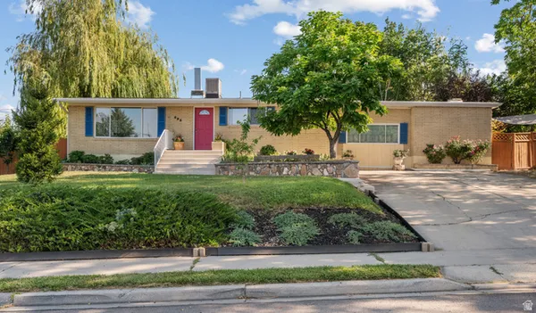 $699,000 | 695 East 3950th Street North, Provo, UT 84604