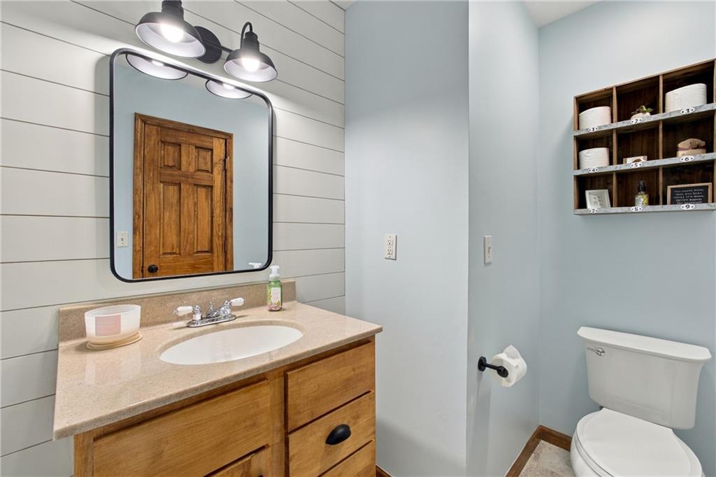2064 North 900 Road Eudora, KS 66025 - Photo 24 of 65 Gallery Image 24