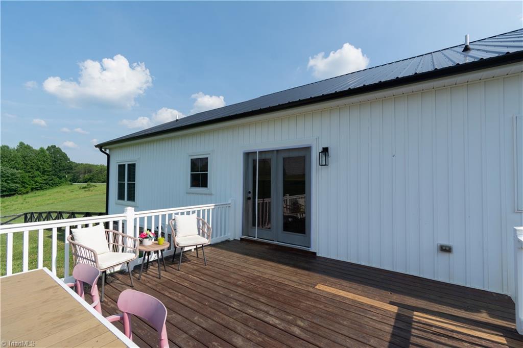 1004 Tilley Farm Road Pinnacle, NC 27043 - Photo 10 of 45 Gallery Image 10