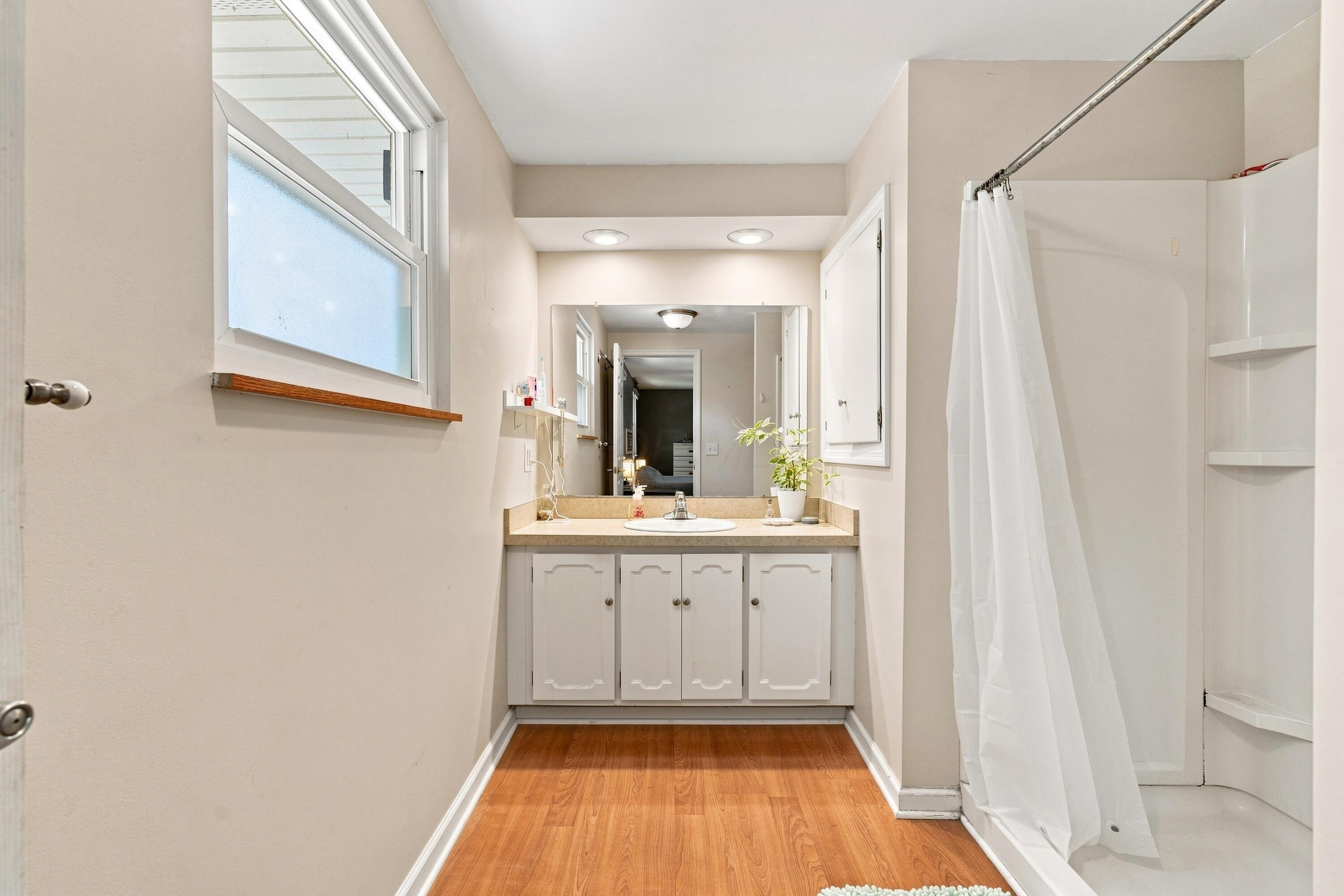 727 Old Coach Road Westerville, OH 43081 - Photo 39 of 55 Primary Suite