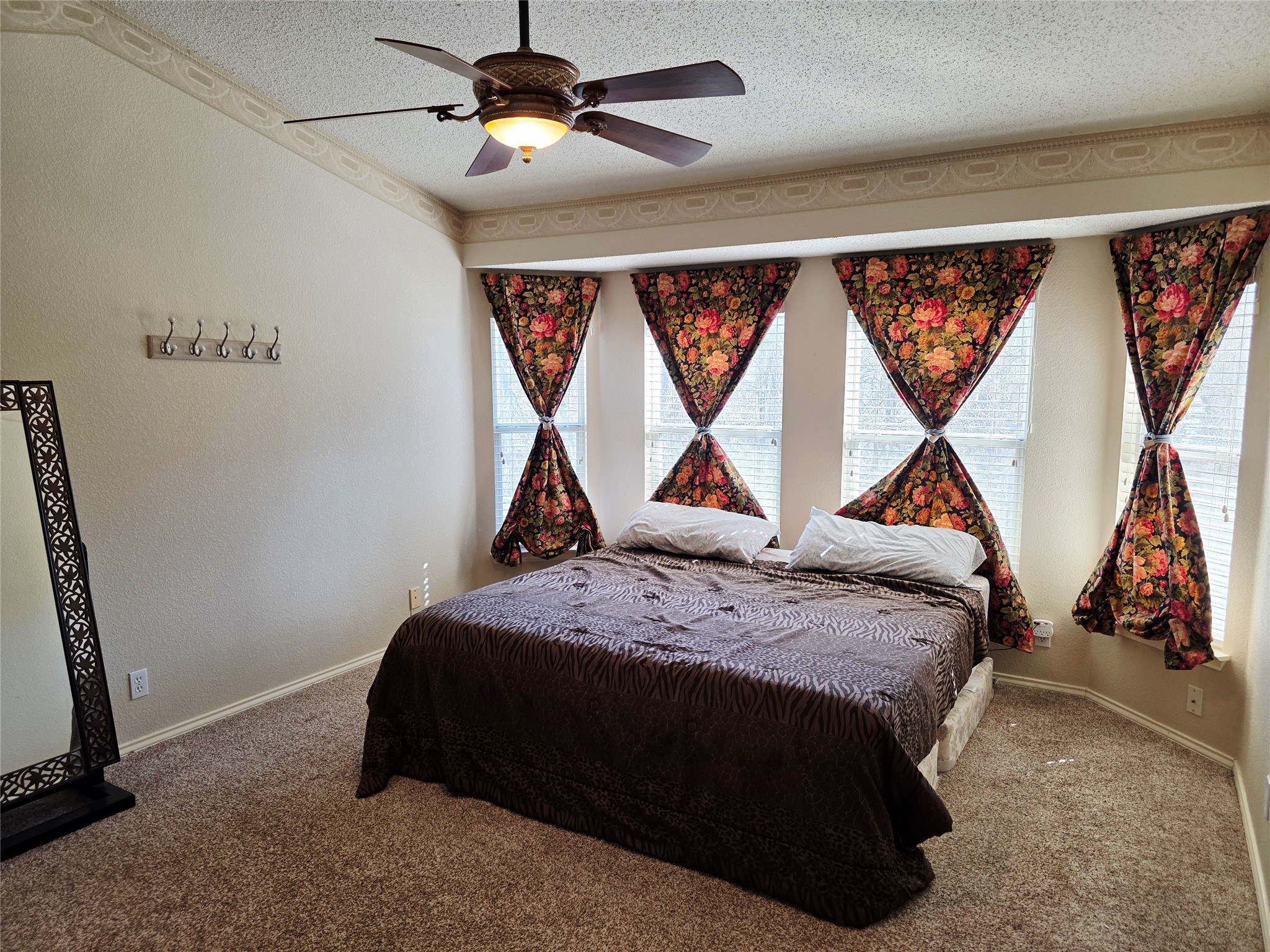 16303 Ascent Cove Pflugerville, TX 78660 - Photo 8 of 26 Large Primary Bedroom