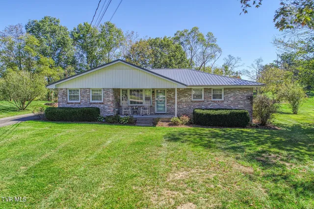 $239,900 | 131 Circle Drive, Surgoinsville, TN 37873