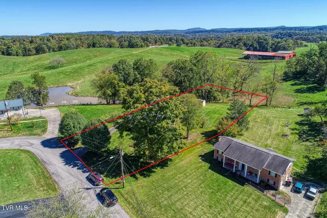 $239,900 | 131 Circle Drive, Surgoinsville, TN 37873