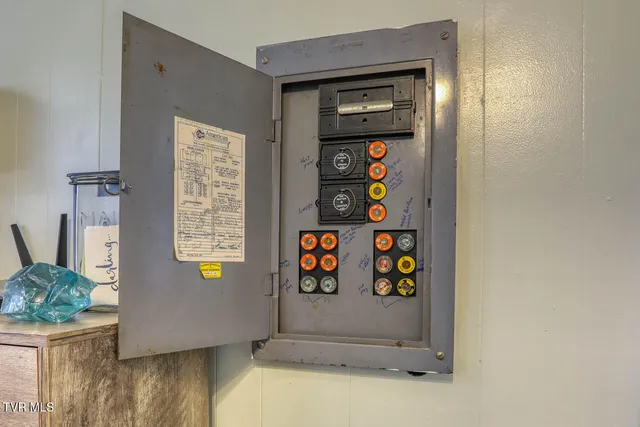 $239,900 | 131 Circle Drive, Surgoinsville, TN 37873