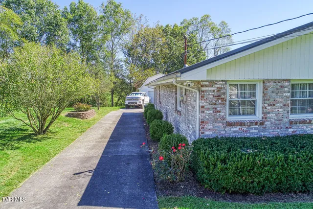 $239,900 | 131 Circle Drive, Surgoinsville, TN 37873