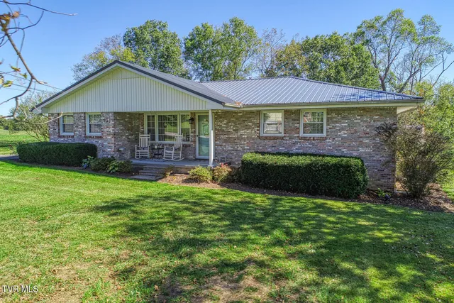 $239,900 | 131 Circle Drive, Surgoinsville, TN 37873