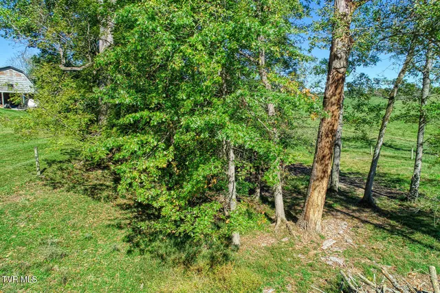 $239,900 | 131 Circle Drive, Surgoinsville, TN 37873