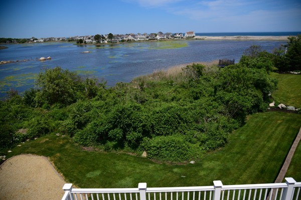 424 Hatherly Road Scituate, MA 02066 - Photo 3 of 28 Gallery Image 3