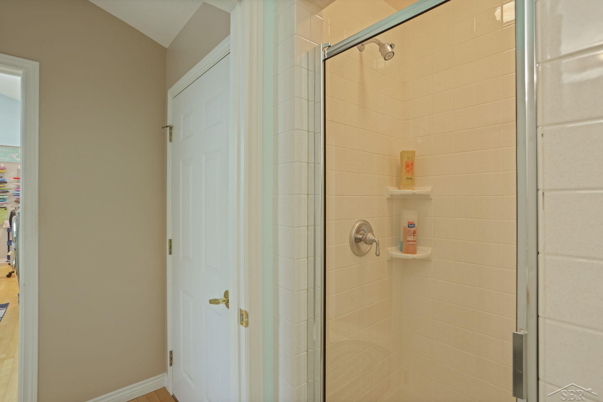 3858 South Graham Road Saginaw, MI 48609 - Photo 44 of 85 50119495-43.JPG