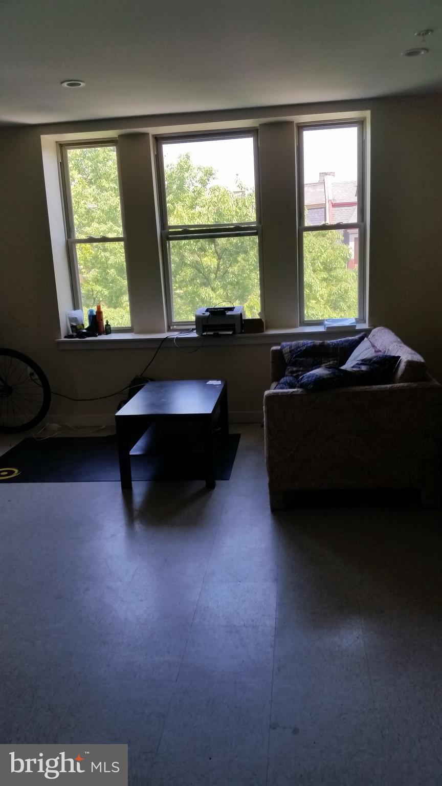 4032 Spruce Street, Unit 300 Philadelphia, PA 19104 - Photo 4 of 7