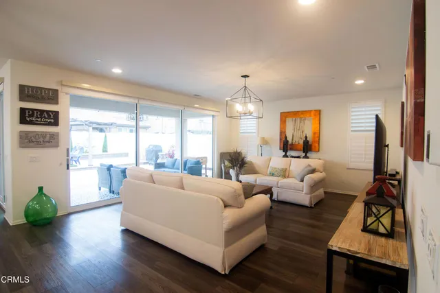 $950,000 | 591 Owens River Drive, Oxnard, CA 93036