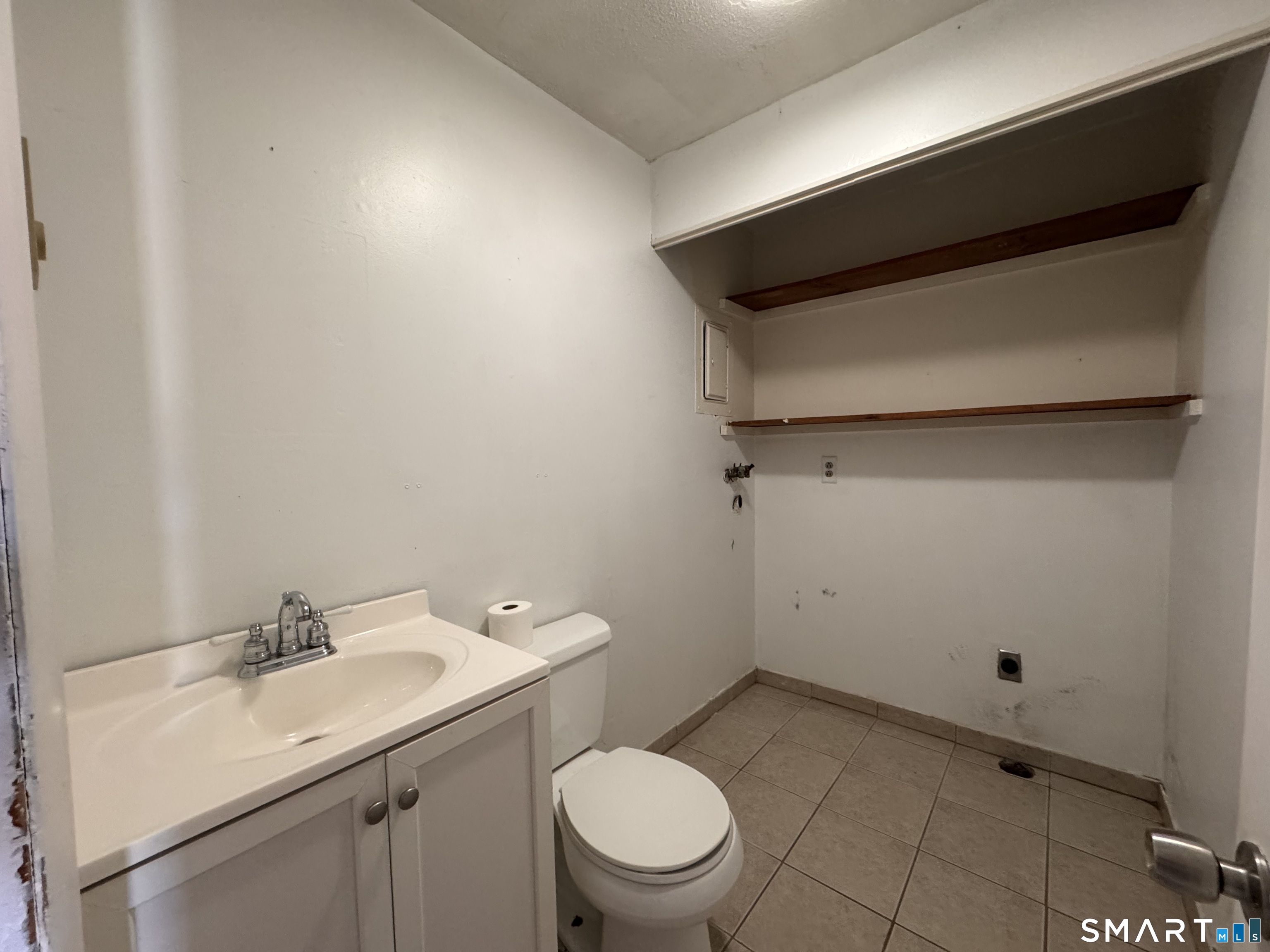 148 Westbury Park Road, Unit A Watertown, CT 06795 - Photo 7 of 20