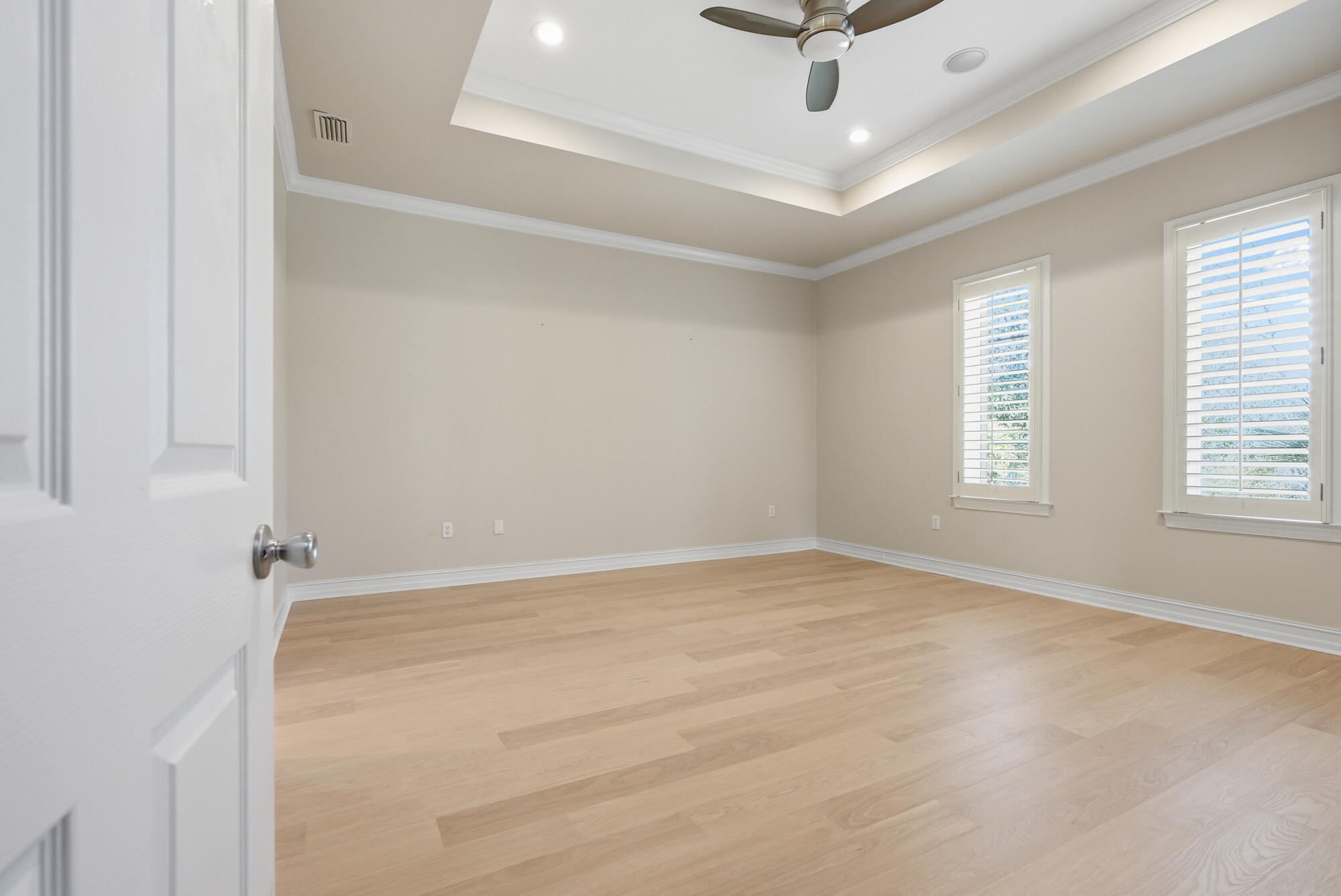 413 Sea Winds Drive Santa Rosa Beach, FL 32459 - Photo 27 of 65 an empty room with a ceiling fan and window