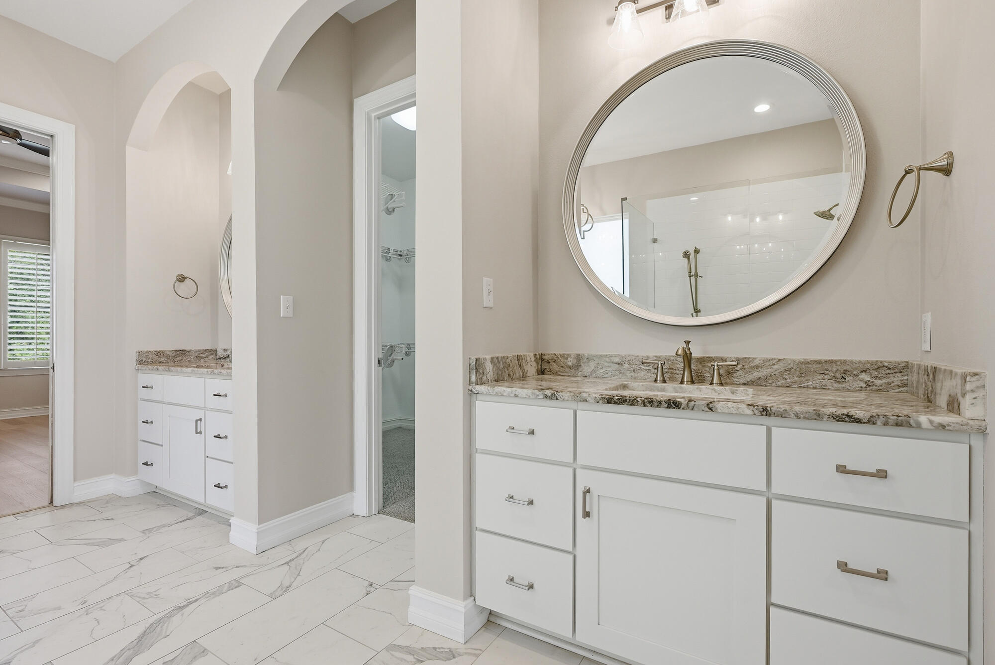 413 Sea Winds Drive Santa Rosa Beach, FL 32459 - Photo 32 of 65 an entryway with cabinet a mirror and a mirror