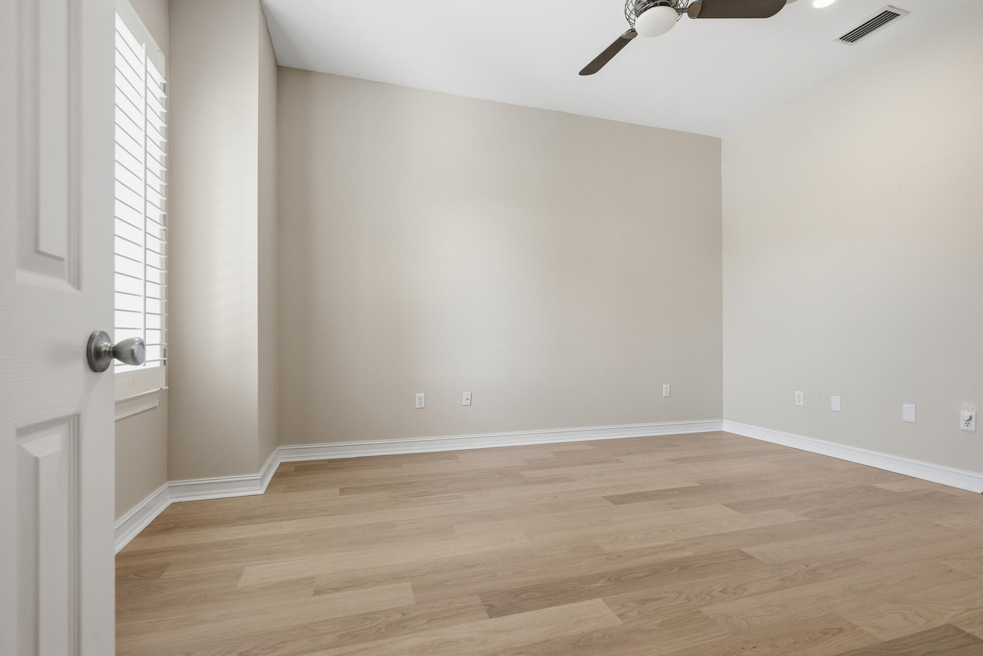 413 Sea Winds Drive Santa Rosa Beach, FL 32459 - Photo 33 of 65 a view of an empty room
