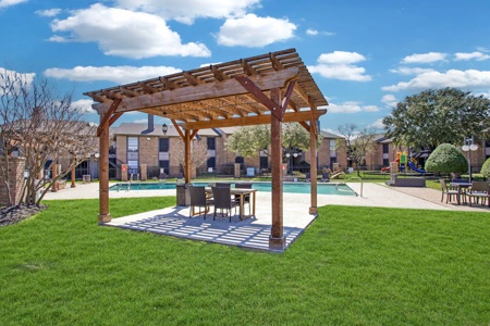 500 East Loop 820, Unit 511 Fort Worth, TX 76112 - Photo 10 of 11 Free app and admin for a look and lease