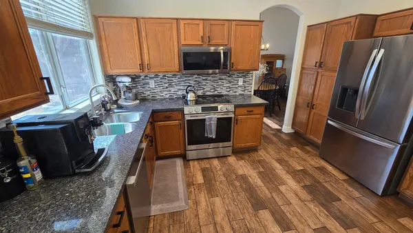 $3,295 | 8213 West Quail Avenue, Peoria, AZ 85382