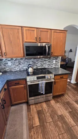 $3,295 | 8213 West Quail Avenue, Peoria, AZ 85382