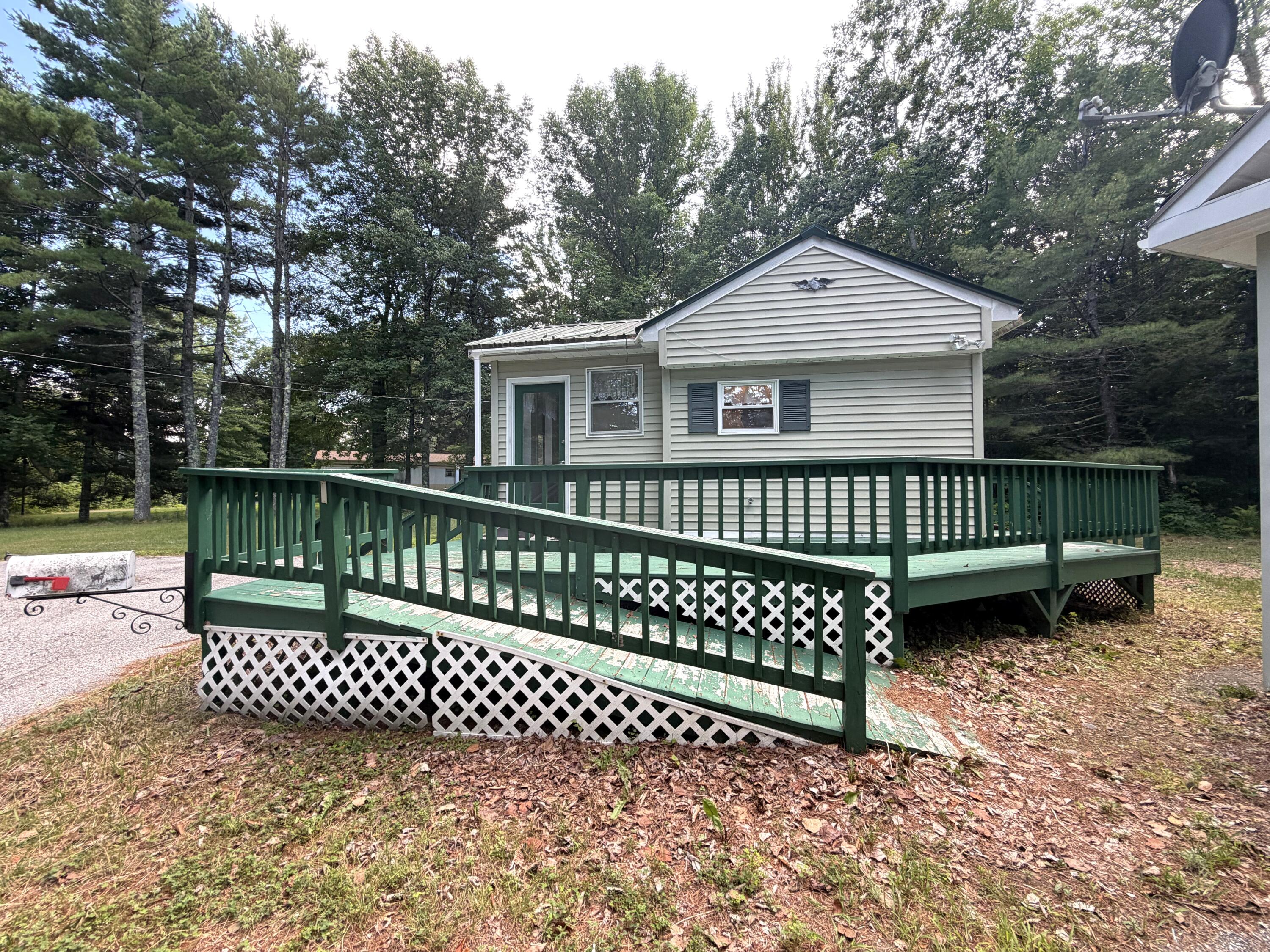 327 Middle Road Oakland, ME 04963 - Photo 30 of 38 25