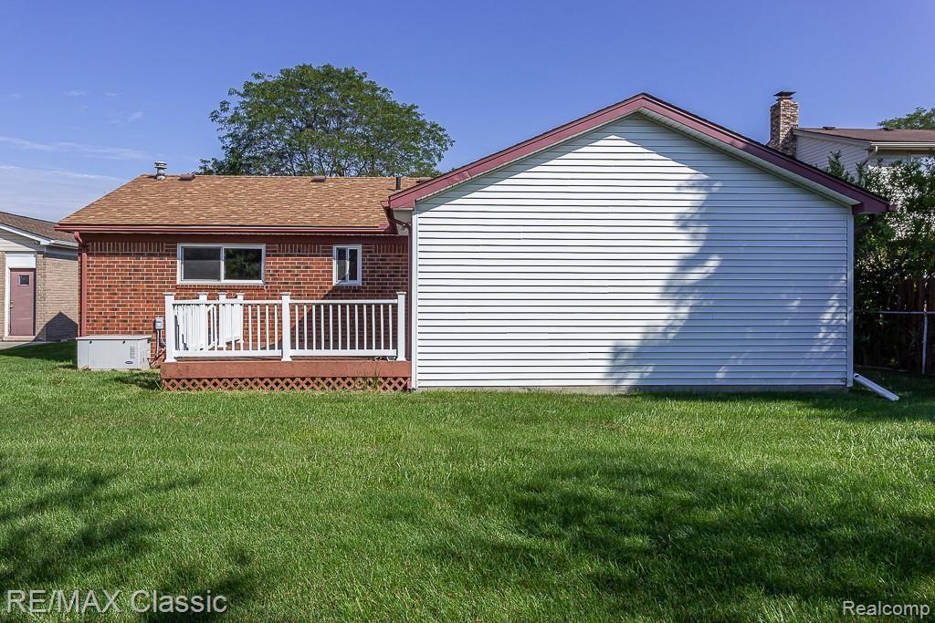 42351 Proctor Road Canton, MI 48188 - Photo 32 of 35 42351 proctor exteriors (4).jpg