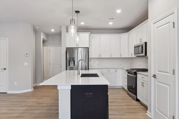 $3,300 | 2438 South Blossom Circle, Long Lake, MN 55356