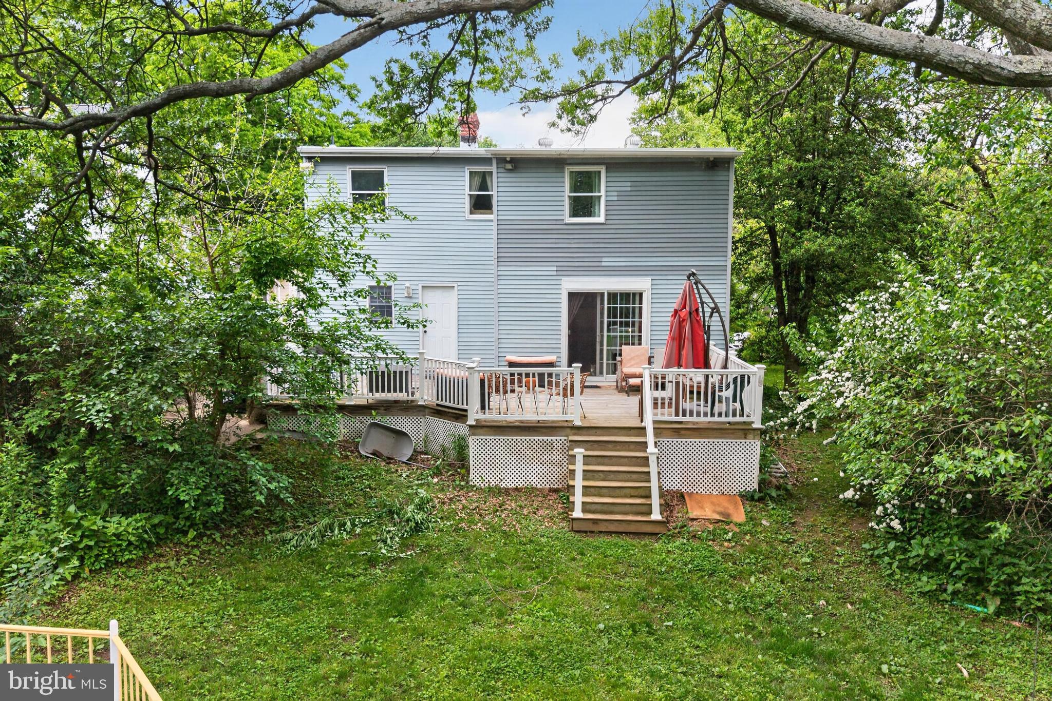 306 Anna Avenue Maple Shade, NJ 08052 - Photo 29 of 31 Charming home nestled in lush greenery.