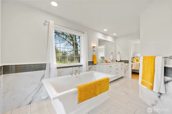 $949,000 | 1242 Youngwood Road, Camano Island, WA 98282