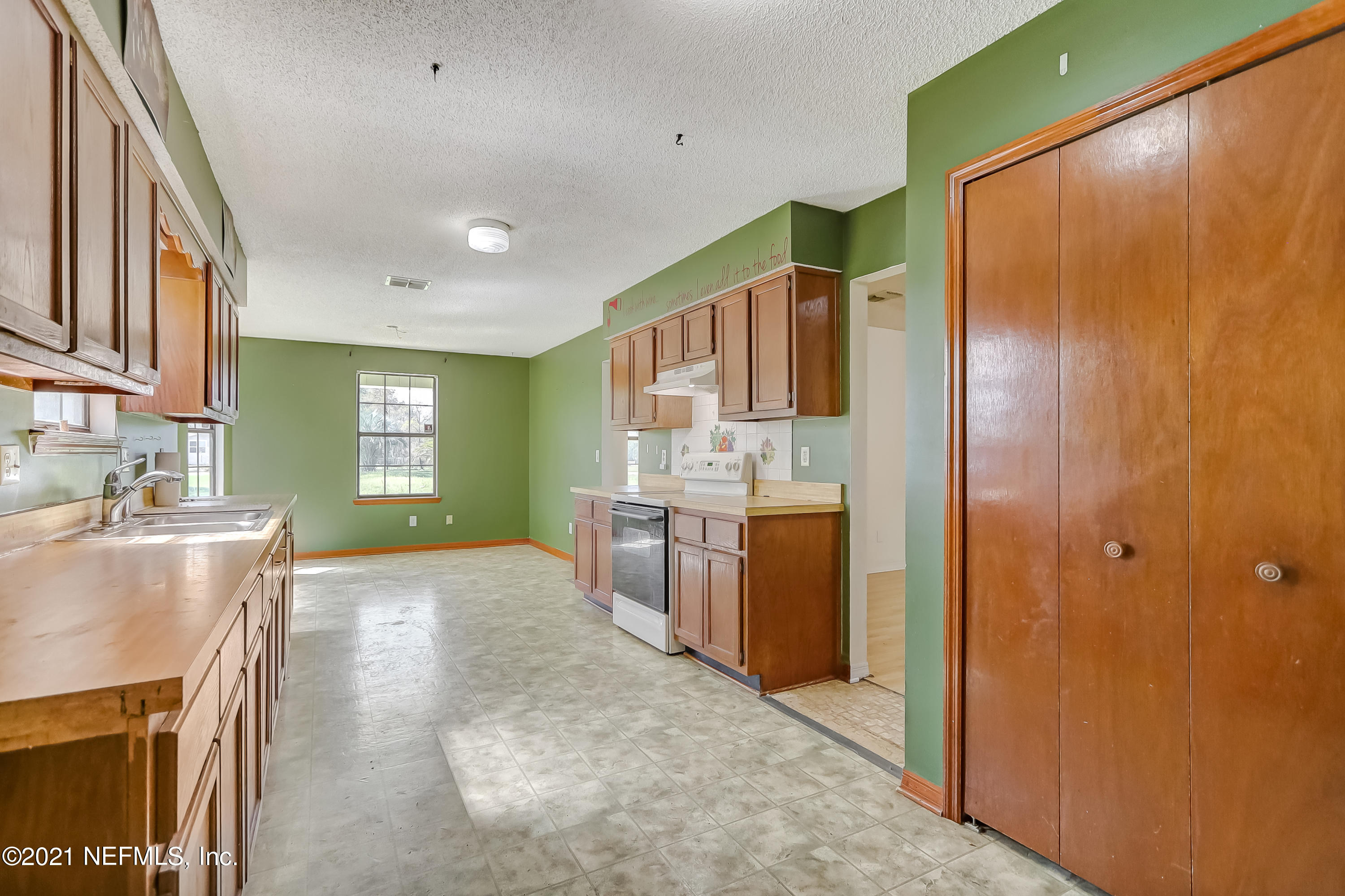 5622 Canvasback Road Middleburg, FL 32068 - Photo 17 of 46 Rave Home Photography (30)