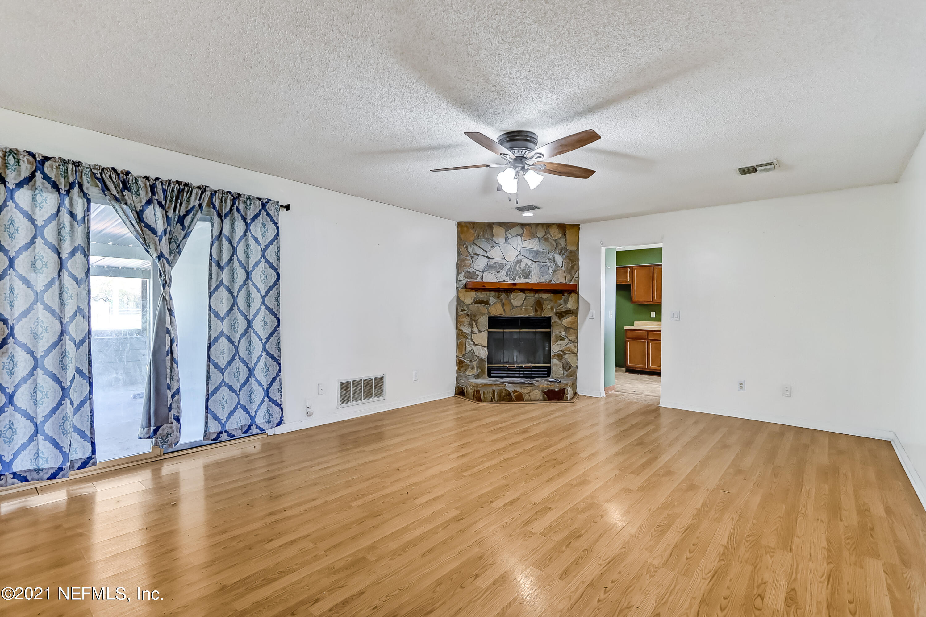 5622 Canvasback Road Middleburg, FL 32068 - Photo 5 of 46 Rave Home Photography (18)