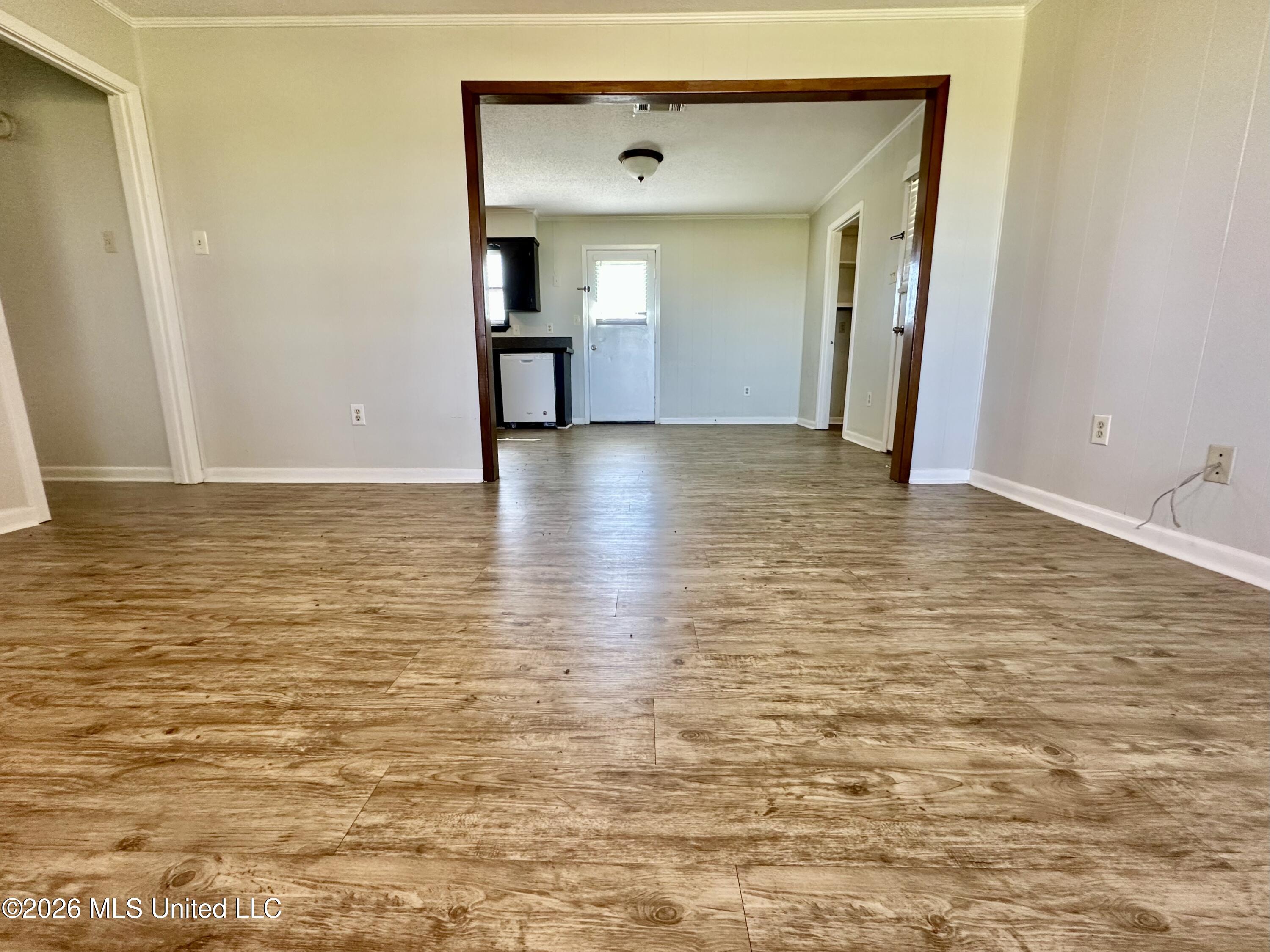 4363 Eagle Lake Shore Road Vicksburg, MS 39183 - Photo 2 of 28 IMG_2728