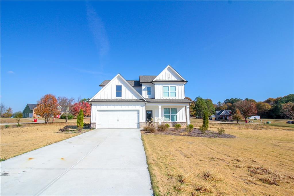 96 Boogies Run Commerce, GA 30529 - Photo 2 of 28 a view of a house with a swimming pool